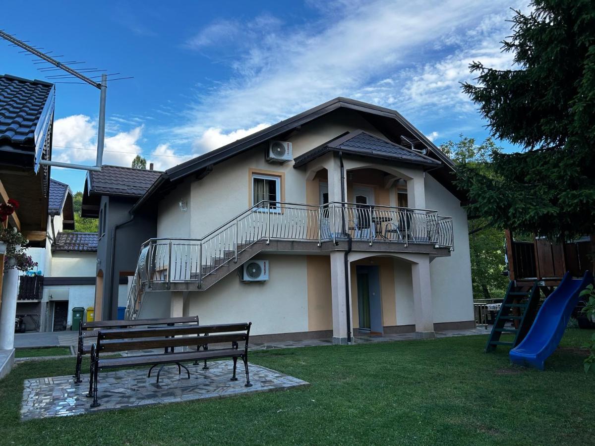 Hotel House Mirjana Smoljanac Exterior foto