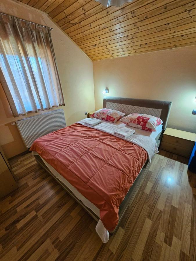 Hotel House Mirjana Smoljanac Exterior foto