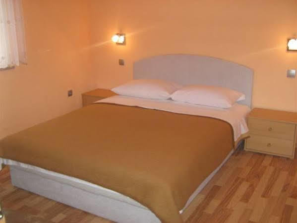 Hotel House Mirjana Smoljanac Exterior foto